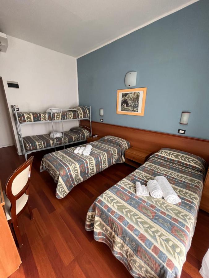 Hotel Stella D'Italia - Nuova Gestione ริมินี ภายนอก รูปภาพ