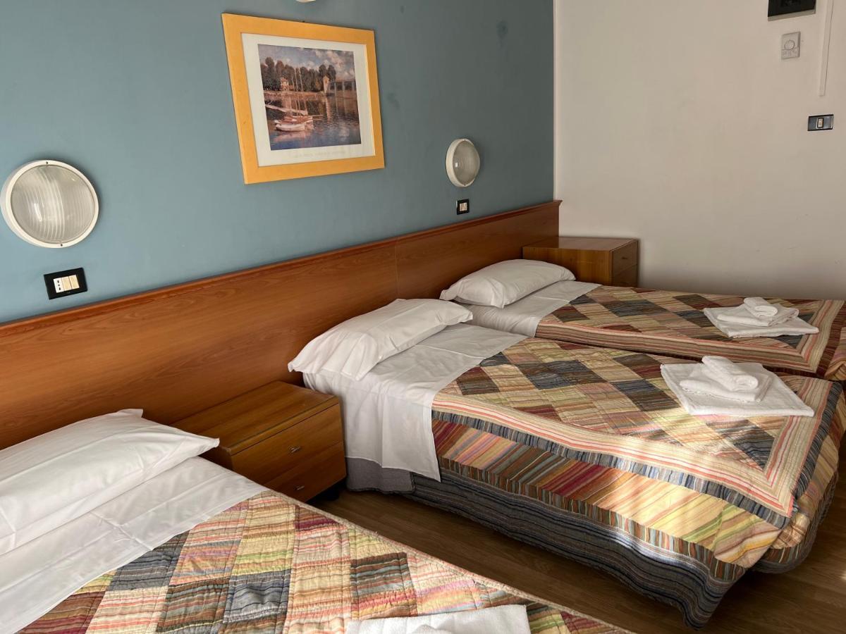 Hotel Stella D'Italia - Nuova Gestione ริมินี ภายนอก รูปภาพ