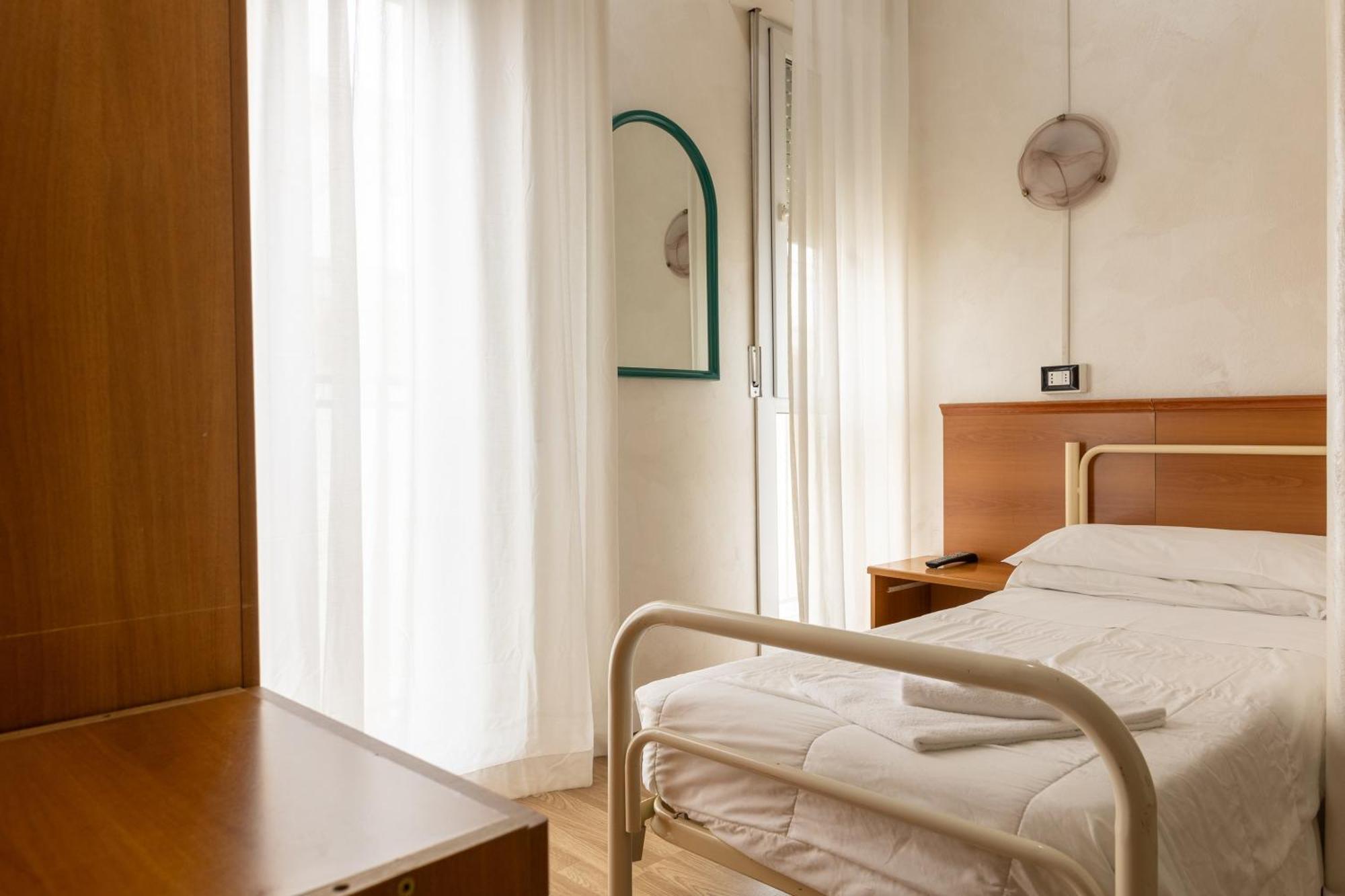 Hotel Stella D'Italia - Nuova Gestione ริมินี ภายนอก รูปภาพ