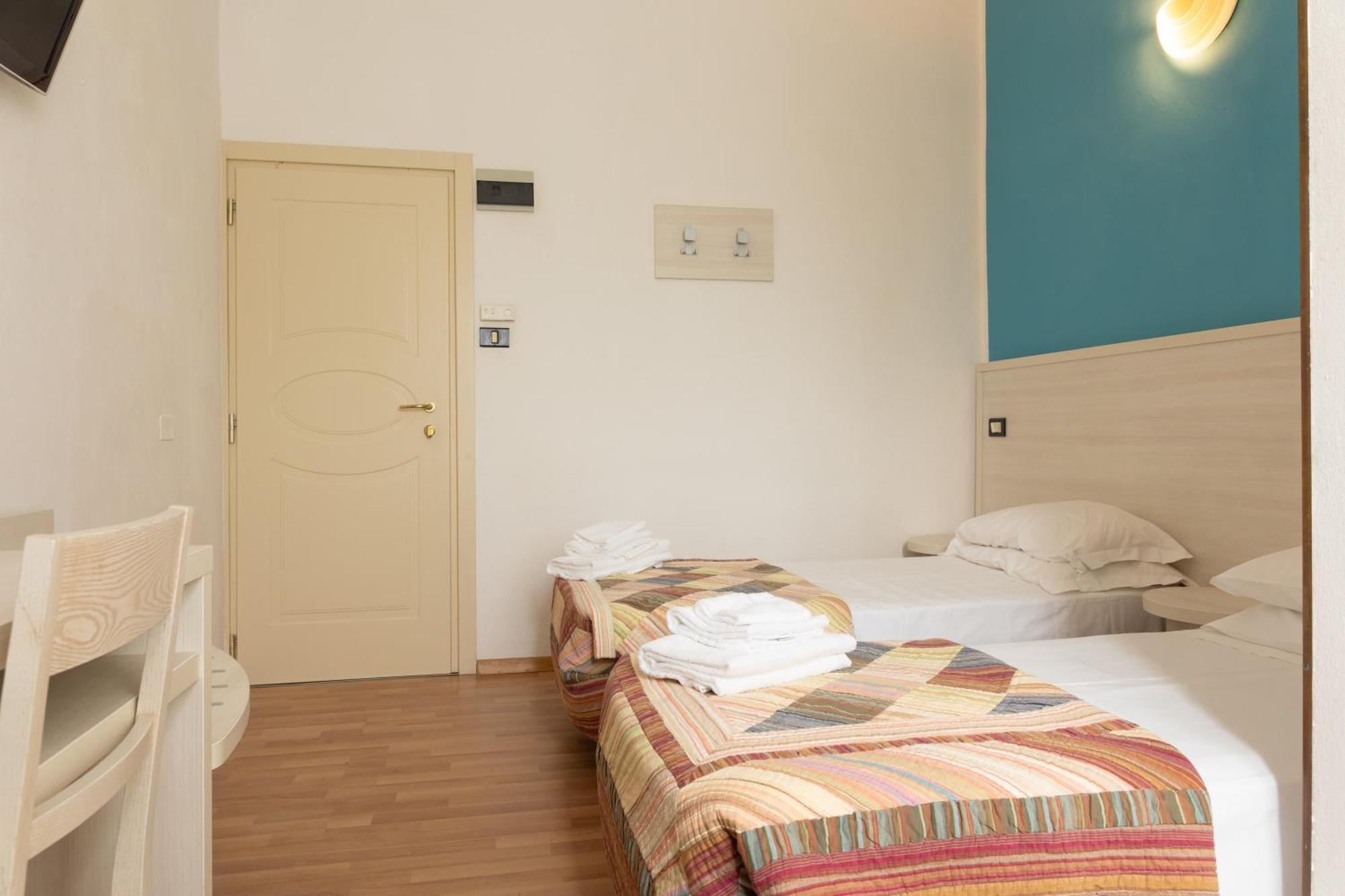 Hotel Stella D'Italia - Nuova Gestione ริมินี ภายนอก รูปภาพ